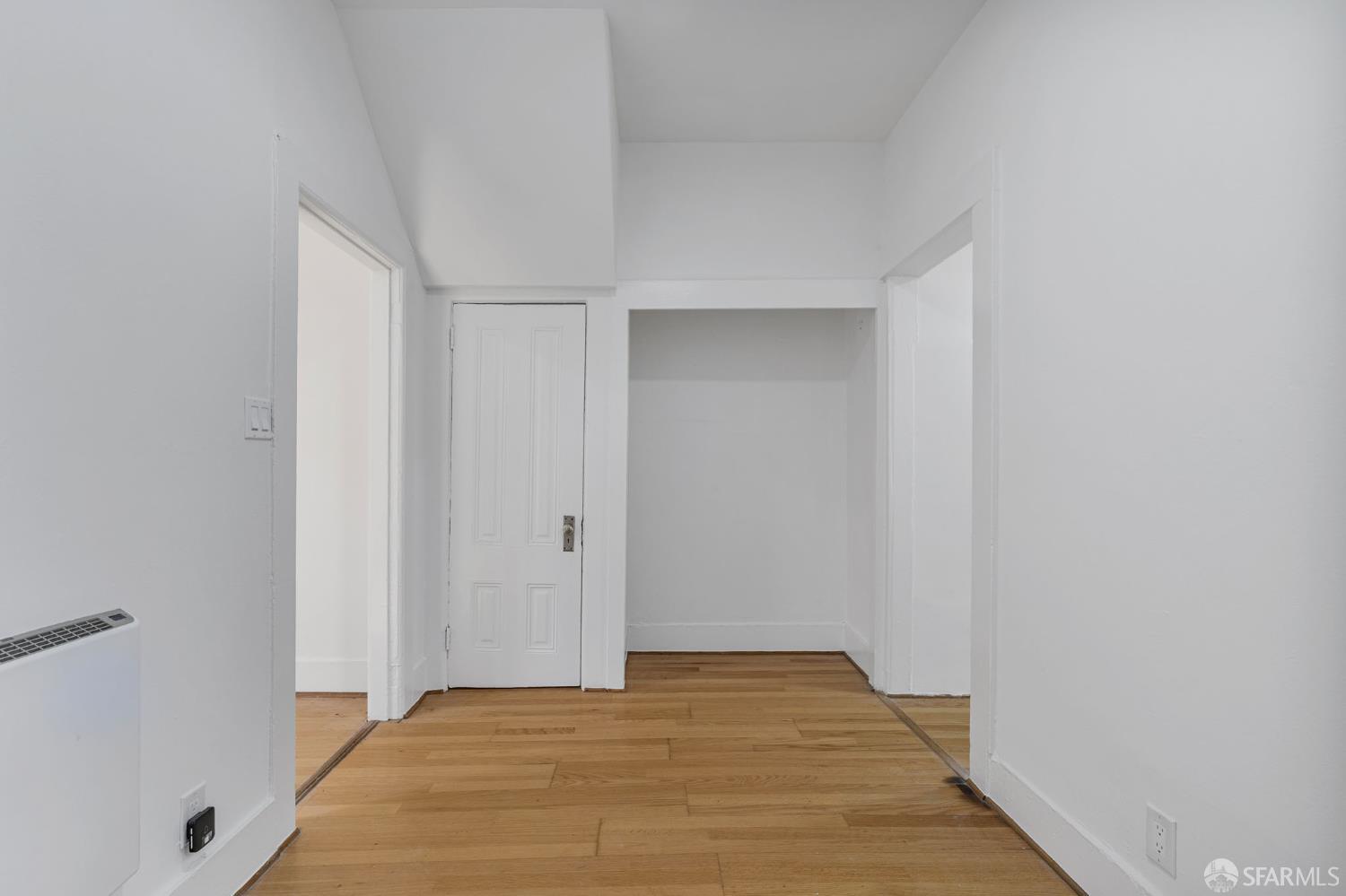 Detail Gallery Image 9 of 11 For 464 Linden St, San Francisco,  CA 94102 - – Beds | – Baths