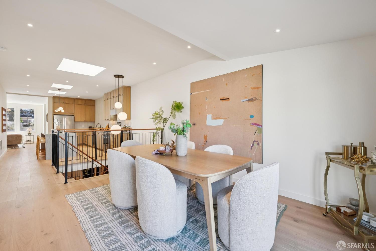 Detail Gallery Image 5 of 99 For 382 Lisbon St, San Francisco,  CA 94112 - 3 Beds | 4/1 Baths