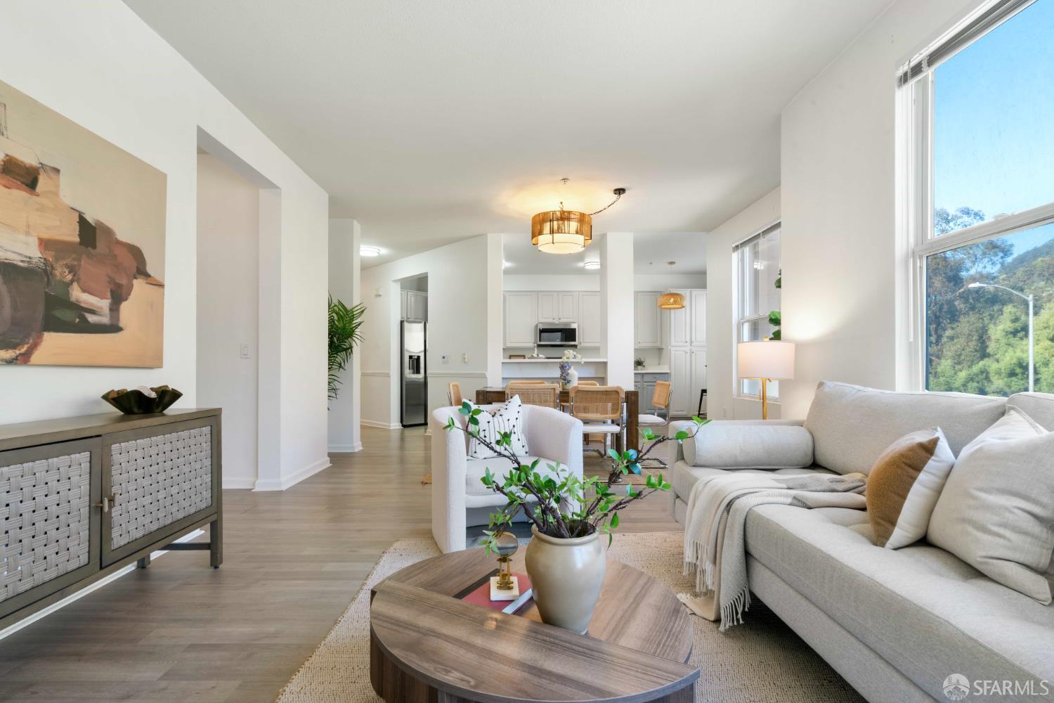 Photo #9: 425090053 Listing: Photo #9