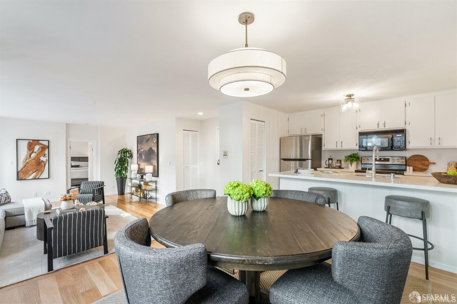 Detail Gallery Image 7 of 24 For 460 Francisco St #103,  San Francisco,  CA 94133 - 1 Beds | 1 Baths