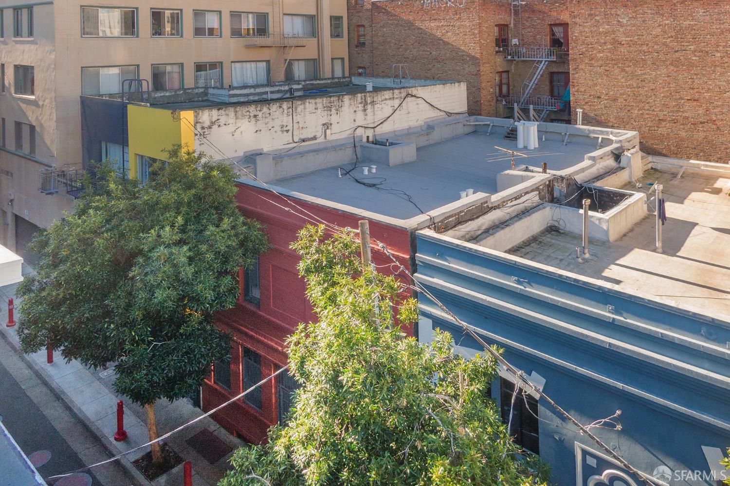 Detail Gallery Image 13 of 21 For 117 Trenton St, San Francisco,  CA 94133 - – Beds | – Baths