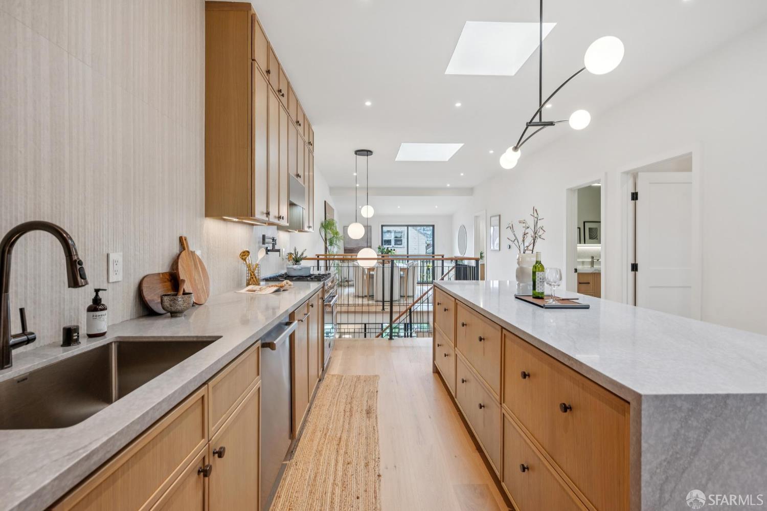 Detail Gallery Image 30 of 99 For 382 Lisbon St, San Francisco,  CA 94112 - 3 Beds | 4/1 Baths