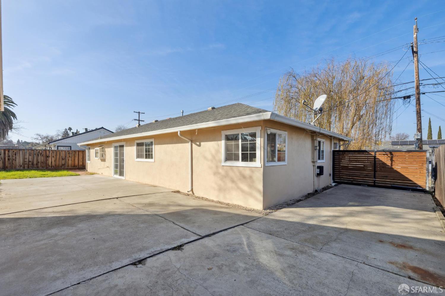 Detail Gallery Image 27 of 29 For 2379 Geraldine Dr, Pleasant Hill,  CA 94523 - 4 Beds | 3 Baths