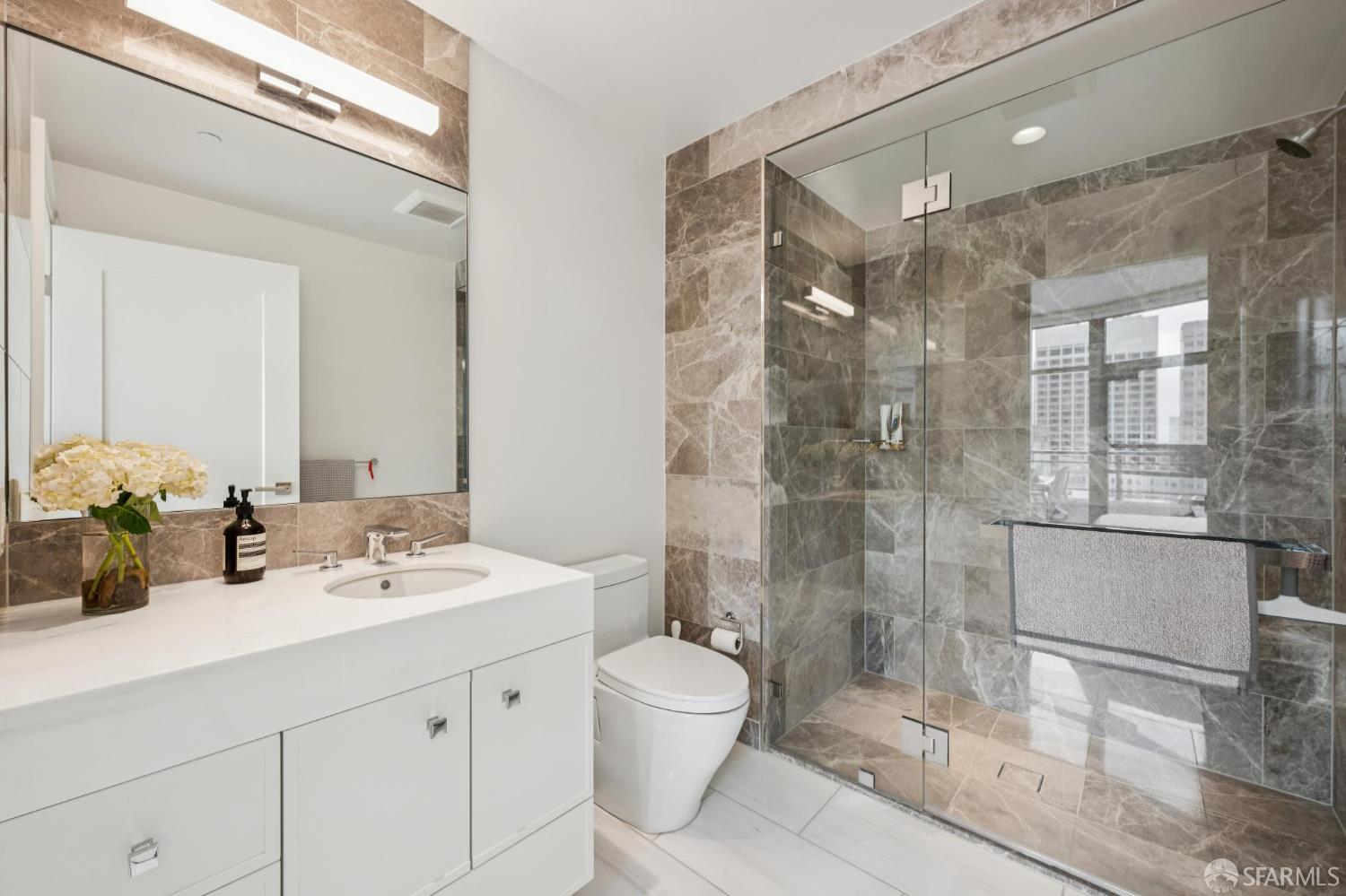 Photo #51: 426099632 Listing: Photo #51