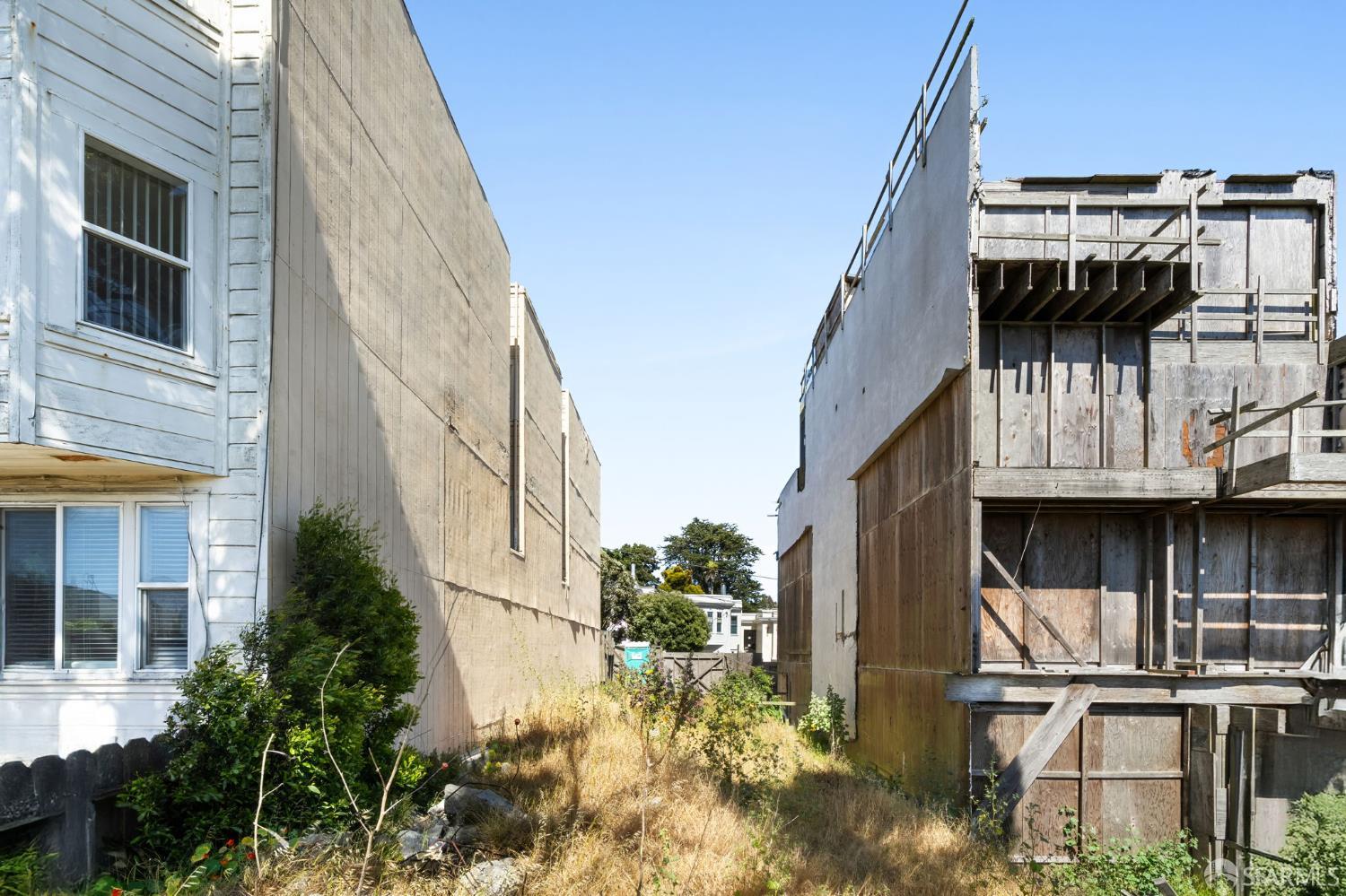 Detail Gallery Image 7 of 30 For 23 Wood St, San Francisco,  CA 94118 - – Beds | – Baths