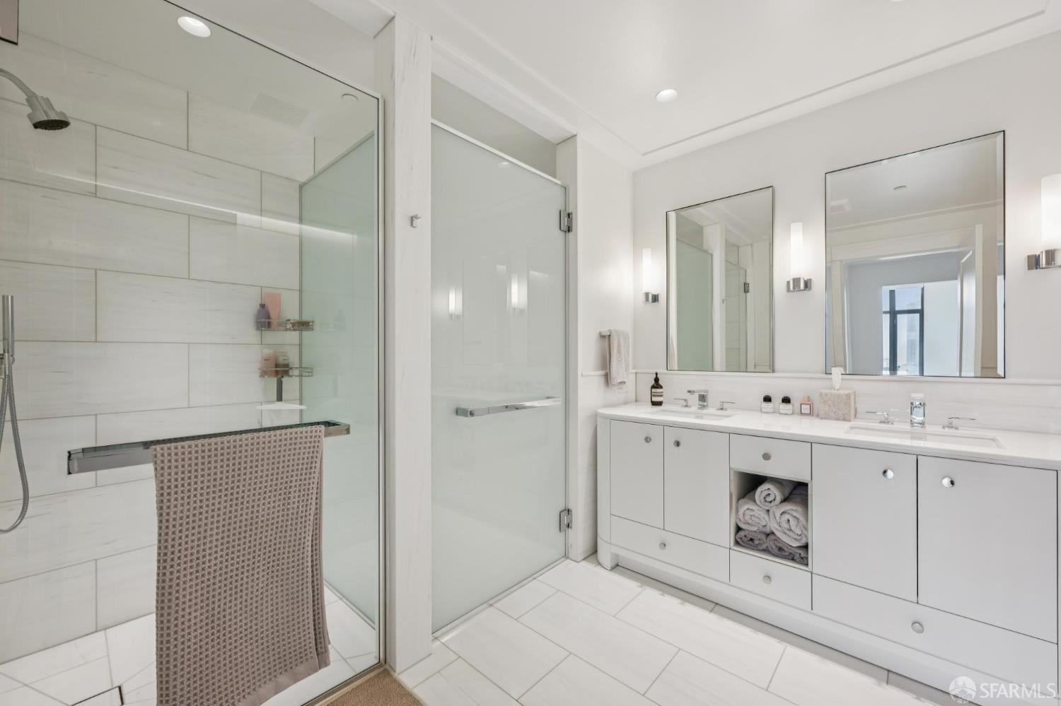 Photo #42: 426099632 Listing: Photo #42