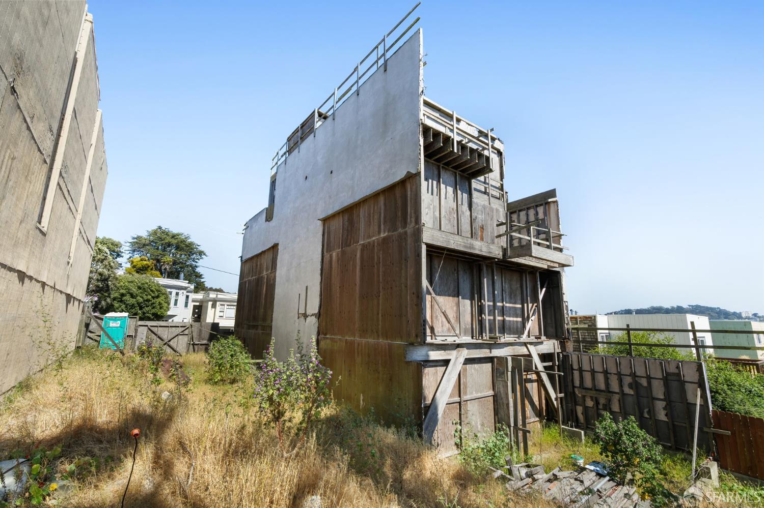 Detail Gallery Image 8 of 30 For 23 Wood St, San Francisco,  CA 94118 - – Beds | – Baths