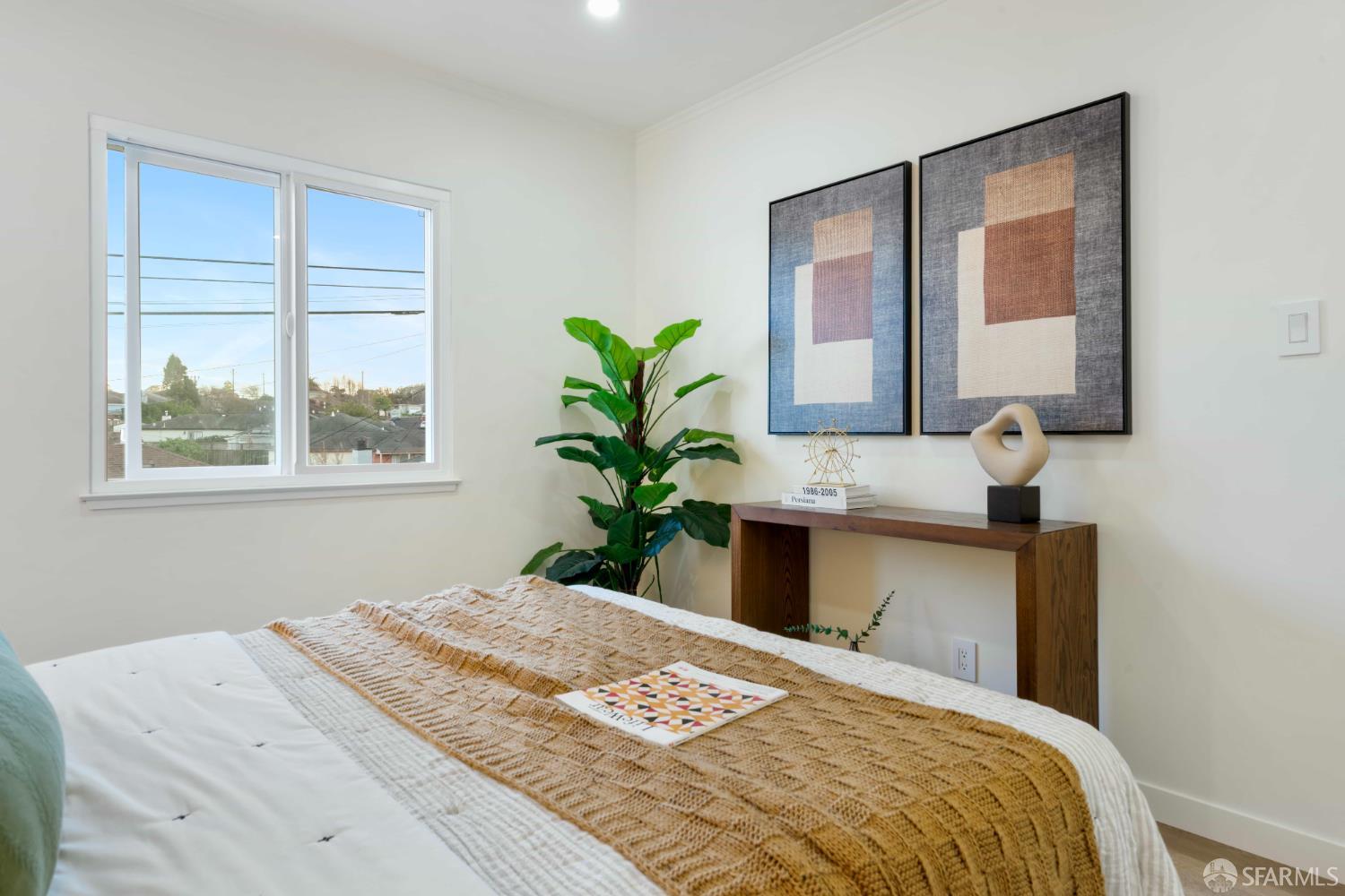 Detail Gallery Image 30 of 46 For 315 Hazelwood Dr, South San Francisco,  CA 94080 - 3 Beds | 2 Baths