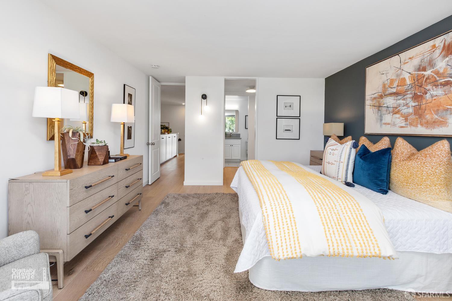 Detail Gallery Image 19 of 46 For 5004 Diamond Heights Blvd, San Francisco,  CA 94131 - 4 Beds | 2/1 Baths