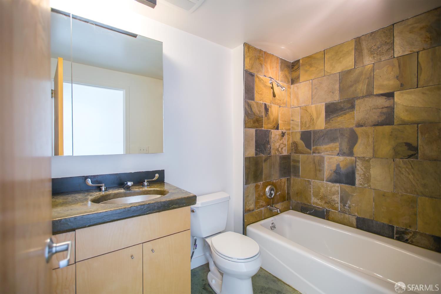 Detail Gallery Image 8 of 15 For 52 Rausch St #301,  San Francisco,  CA 94103 - 2 Beds | 2 Baths