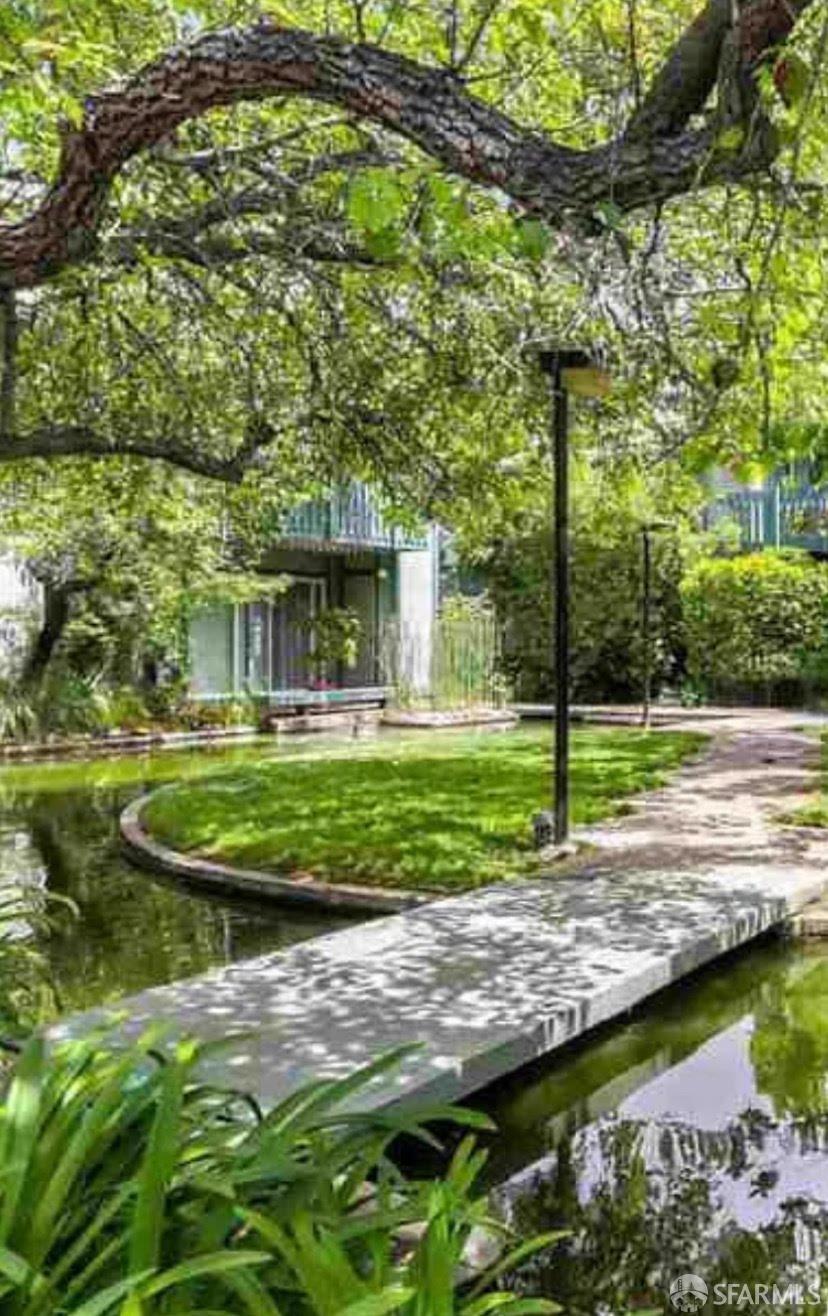 Detail Gallery Image 4 of 10 For 1036 Oak Grove Rd #23,  Concord,  CA 94521 - 1 Beds | 1 Baths