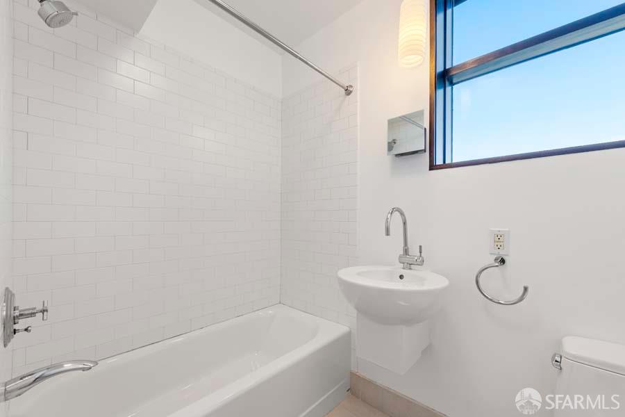 Detail Gallery Image 20 of 31 For 3153 Sacramento St, San Francisco,  CA 94115 - 3 Beds | 2/1 Baths