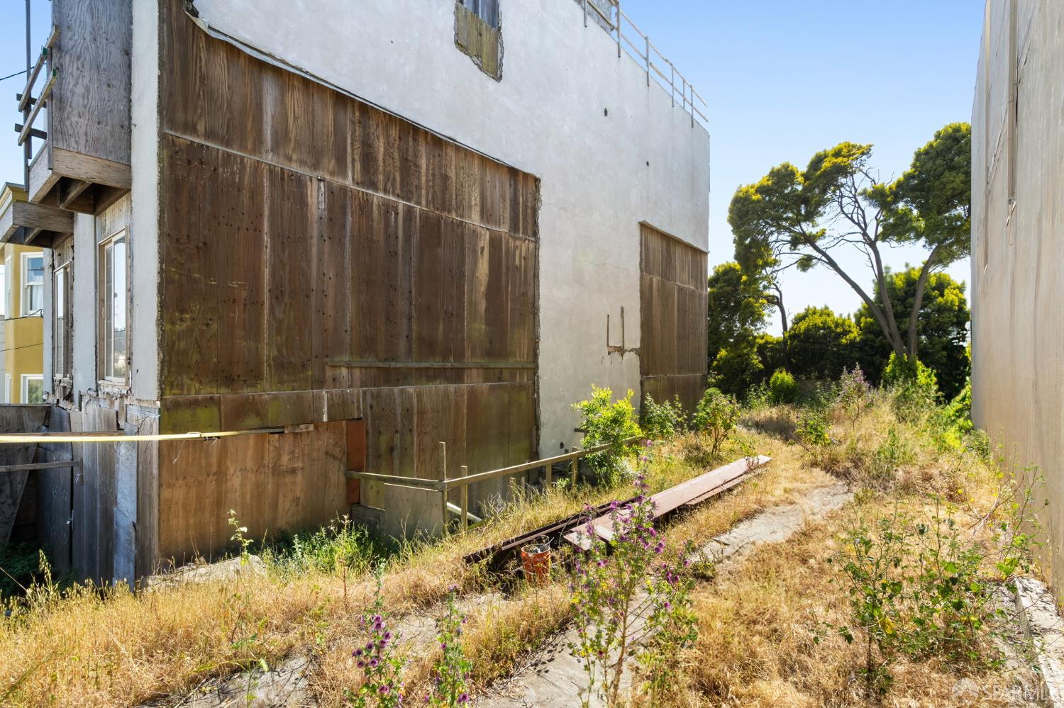 Detail Gallery Image 7 of 37 For 21 Wood St, San Francisco,  CA 94118 - – Beds | – Baths