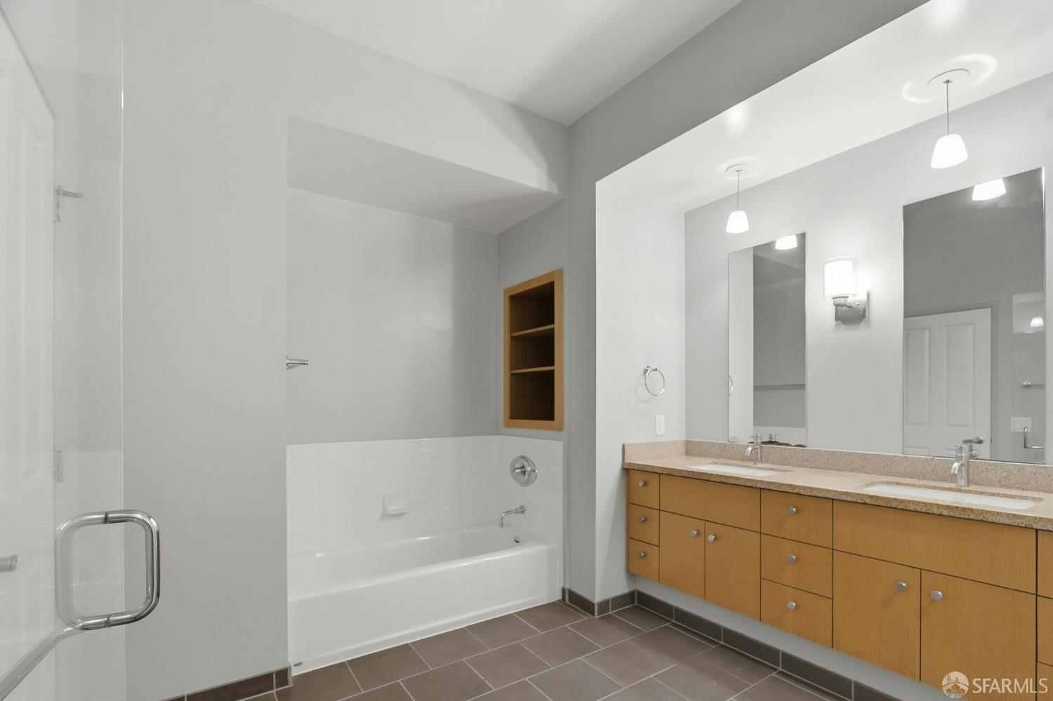 Detail Gallery Image 39 of 63 For 25 S 3rd St #118,  San Jose,  CA 95113 - 3 Beds | 3 Baths