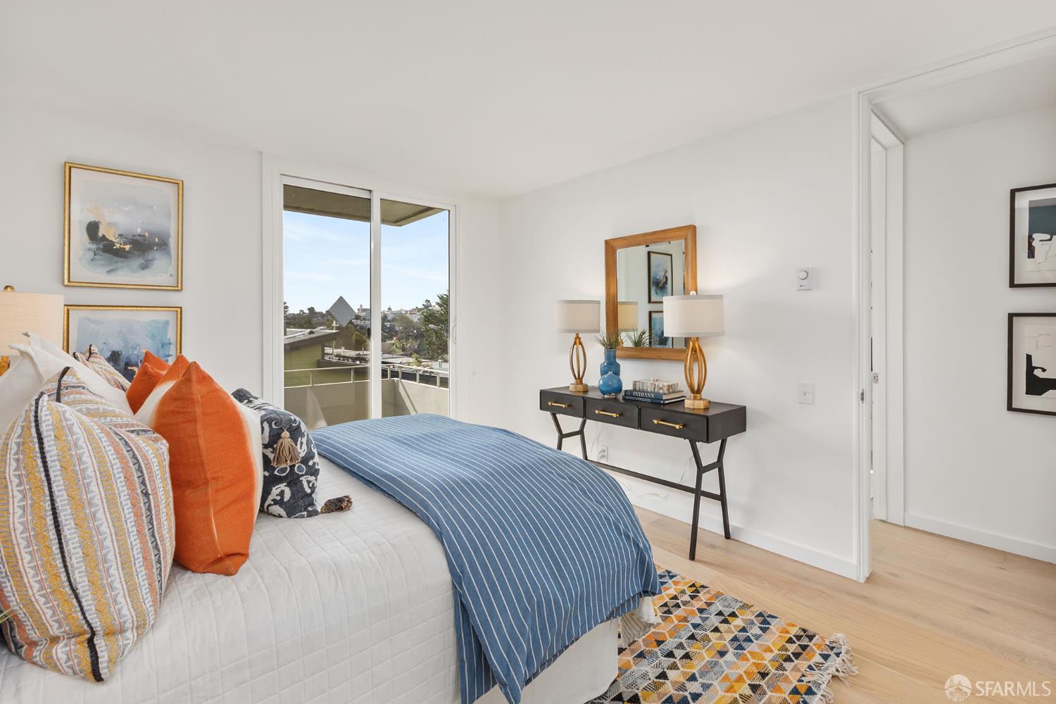 Detail Gallery Image 39 of 46 For 5004 Diamond Heights Blvd, San Francisco,  CA 94131 - 4 Beds | 2/1 Baths