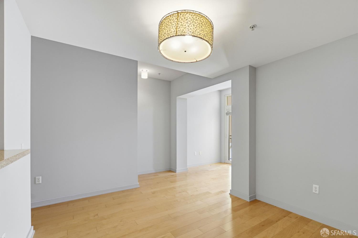 Detail Gallery Image 18 of 63 For 25 S 3rd St #118,  San Jose,  CA 95113 - 3 Beds | 3 Baths