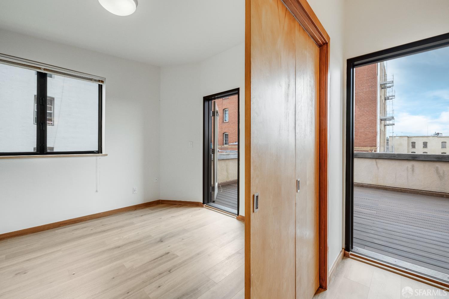 Detail Gallery Image 17 of 44 For 883 Sacramento St, San Francisco,  CA 94108 - – Beds | – Baths