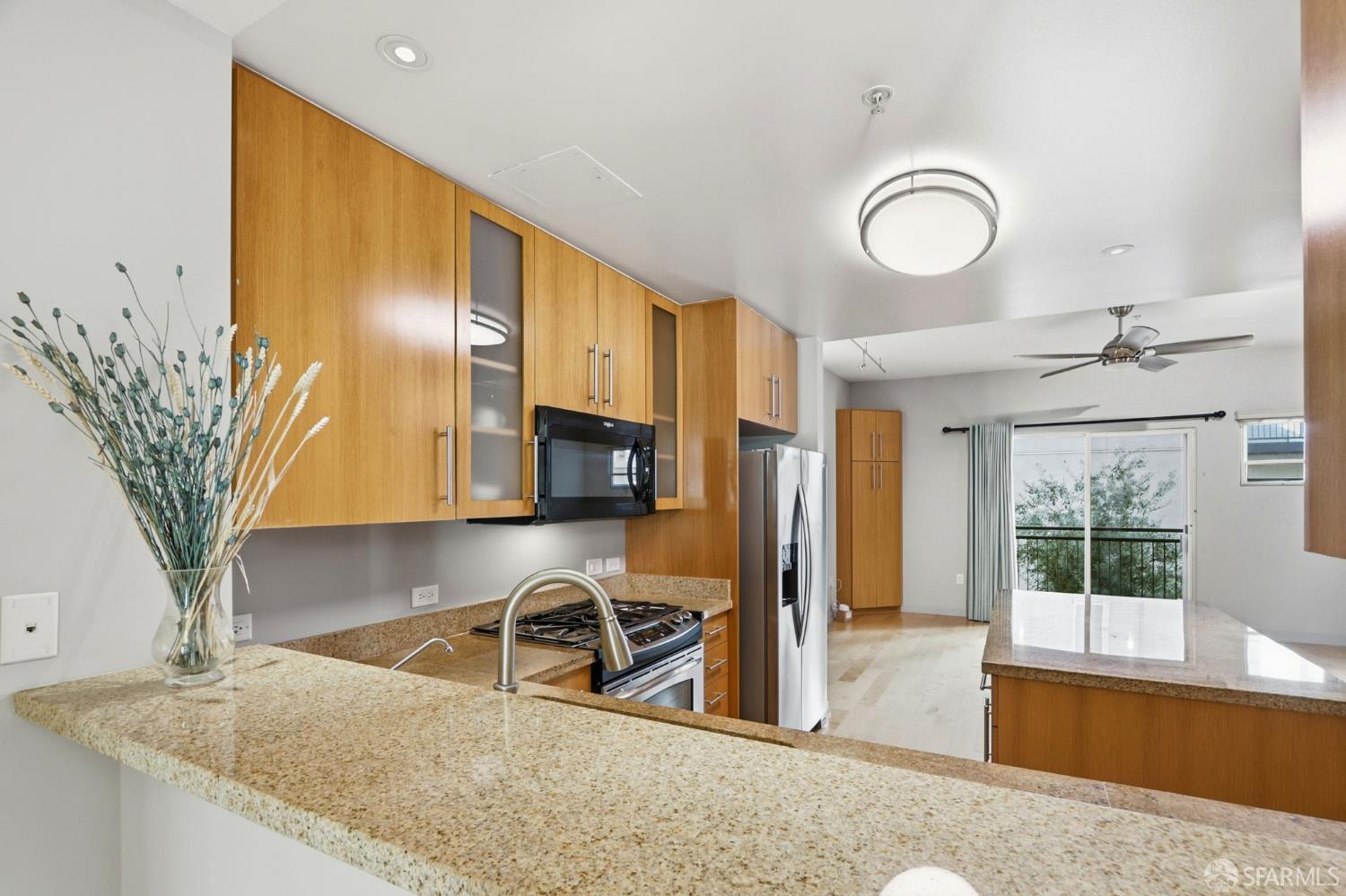 Detail Gallery Image 13 of 63 For 25 S 3rd St #118,  San Jose,  CA 95113 - 3 Beds | 3 Baths