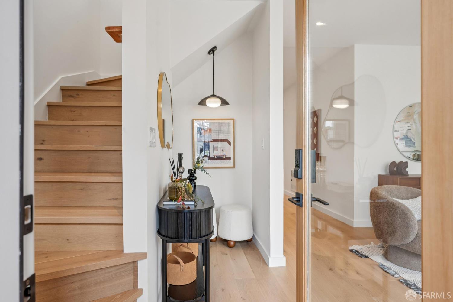 Detail Gallery Image 17 of 99 For 382 Lisbon St, San Francisco,  CA 94112 - 3 Beds | 4/1 Baths