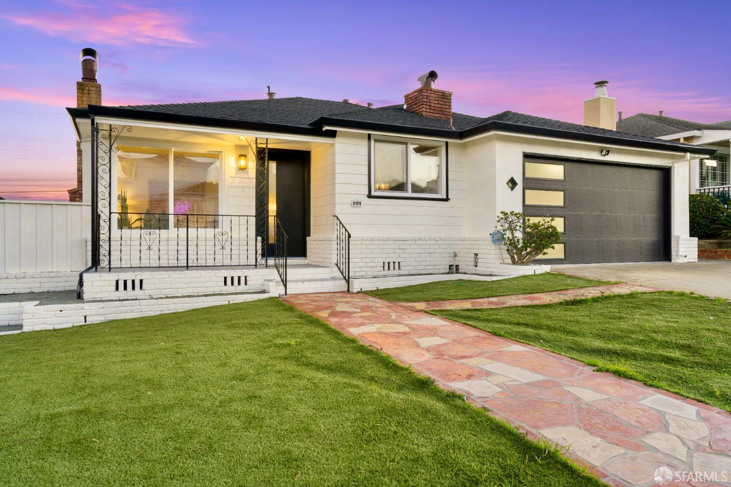 Detail Gallery Image 2 of 46 For 315 Hazelwood Dr, South San Francisco,  CA 94080 - 3 Beds | 2 Baths