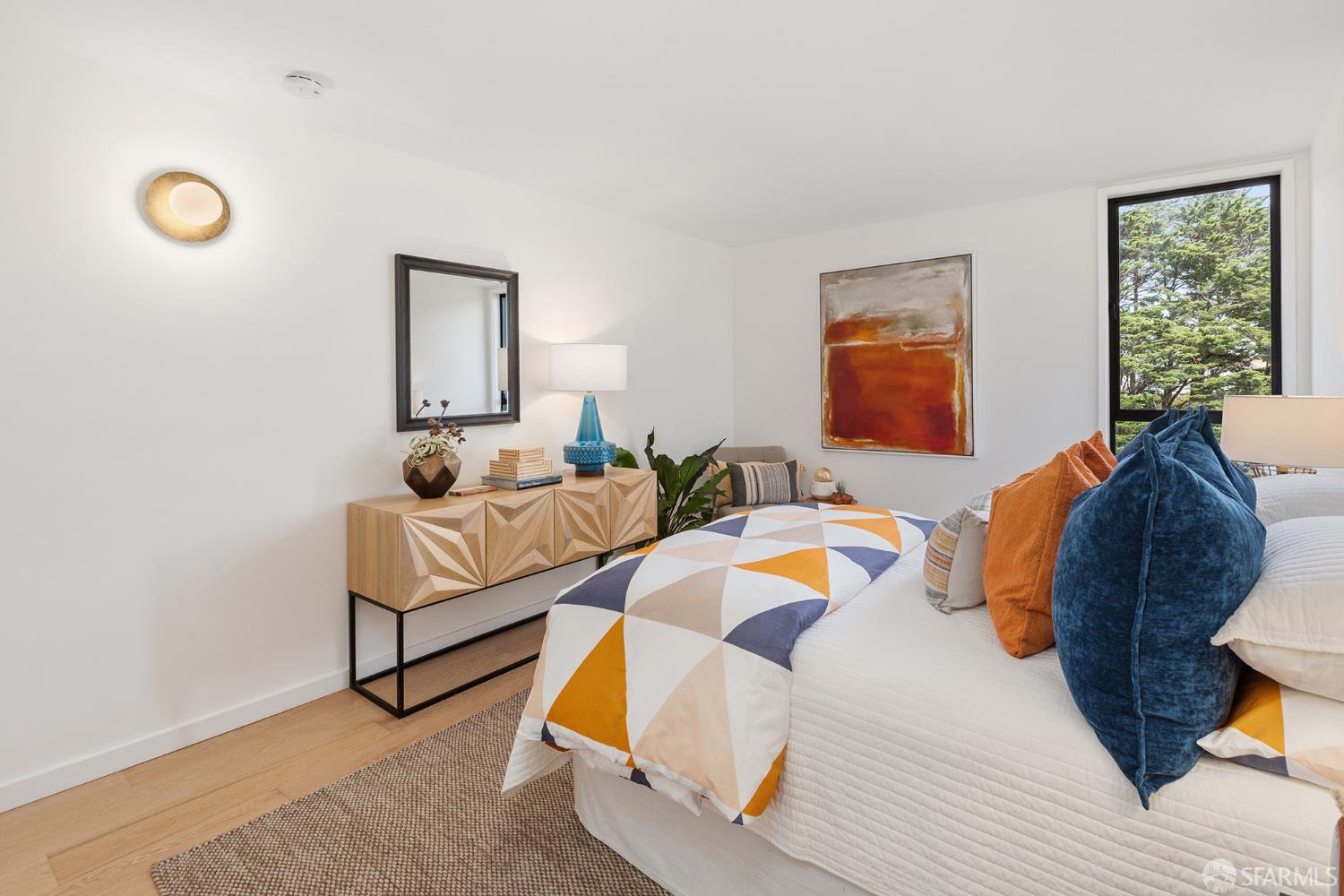 Detail Gallery Image 32 of 46 For 5004 Diamond Heights Blvd, San Francisco,  CA 94131 - 4 Beds | 2/1 Baths