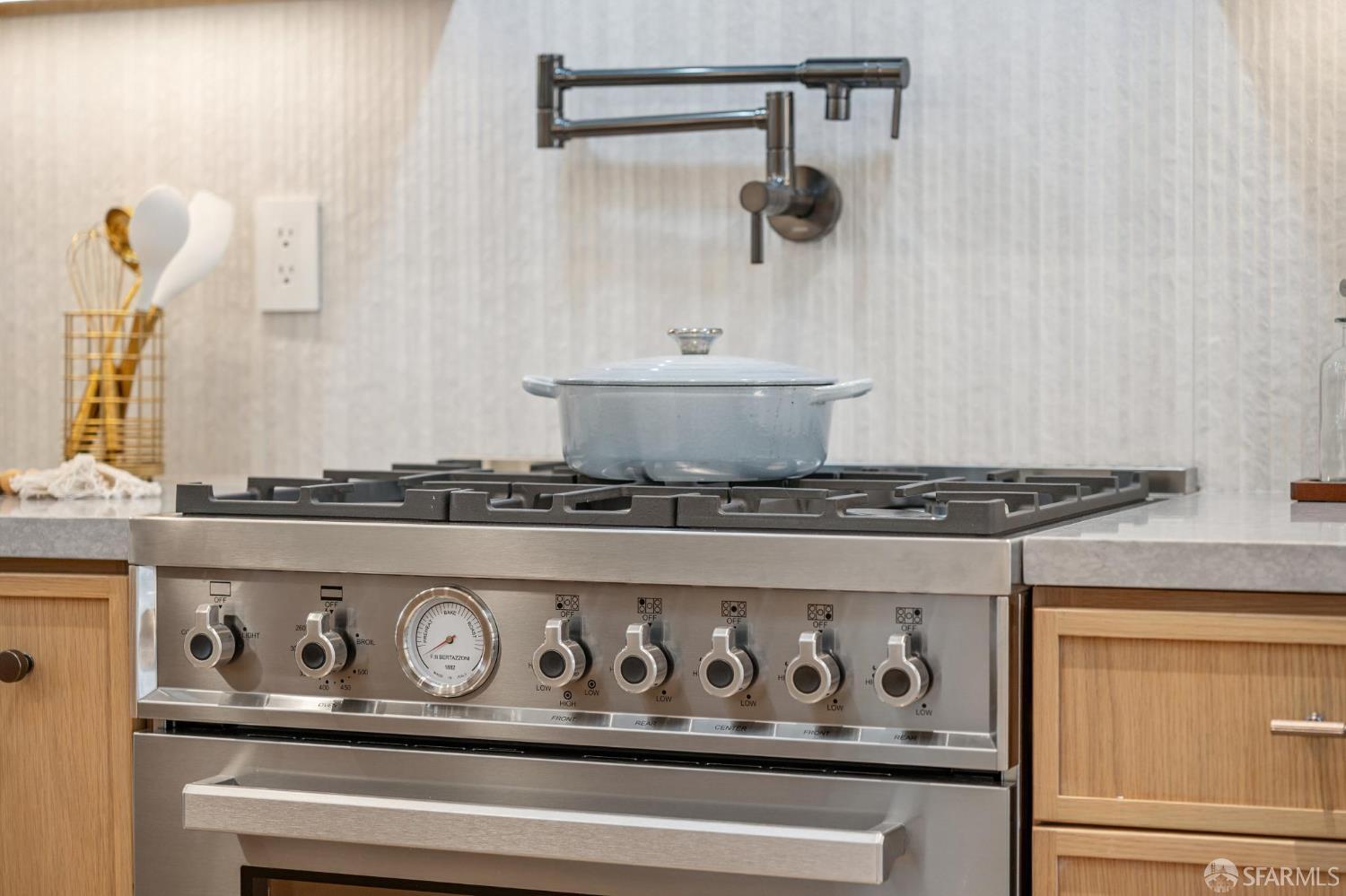 Detail Gallery Image 34 of 99 For 382 Lisbon St, San Francisco,  CA 94112 - 3 Beds | 4/1 Baths