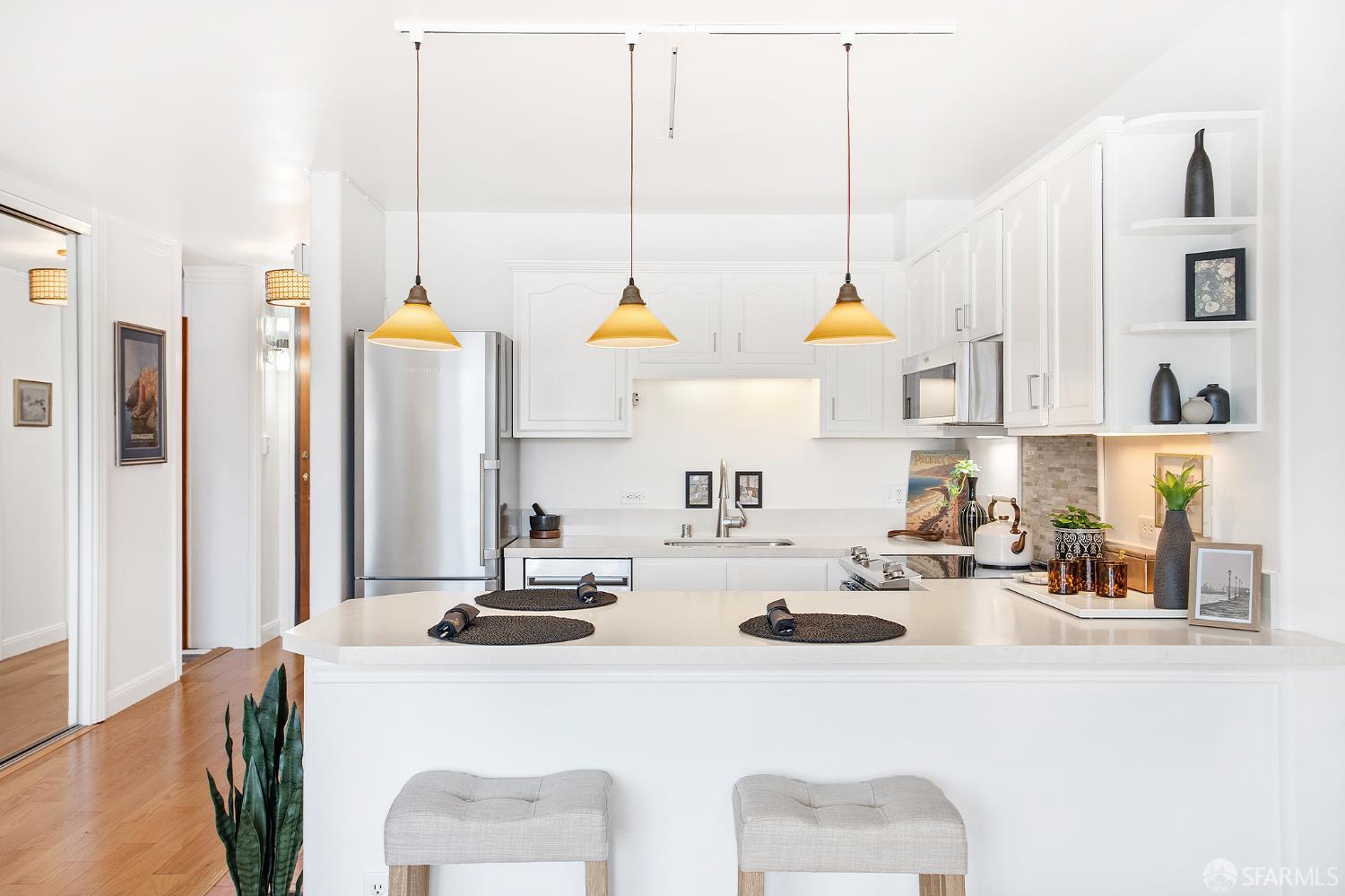 Detail Gallery Image 4 of 34 For 1001 Pine St #1211,  San Francisco,  CA 94109 - 0 Beds | 1 Baths