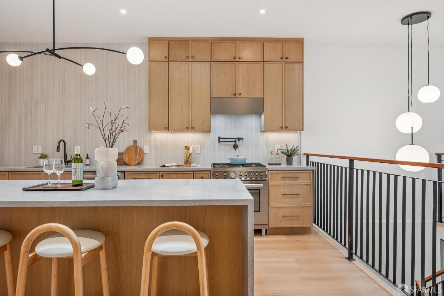 Detail Gallery Image 31 of 99 For 382 Lisbon St, San Francisco,  CA 94112 - 3 Beds | 4/1 Baths