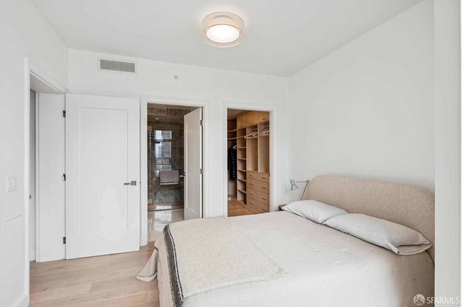 Photo #38: 426099632 Listing: Photo #38