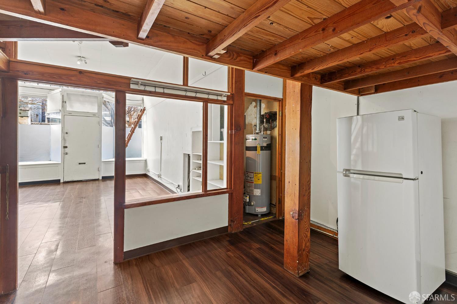 Detail Gallery Image 4 of 12 For 1810 Mcallister St, San Francisco,  CA 94115 - – Beds | – Baths