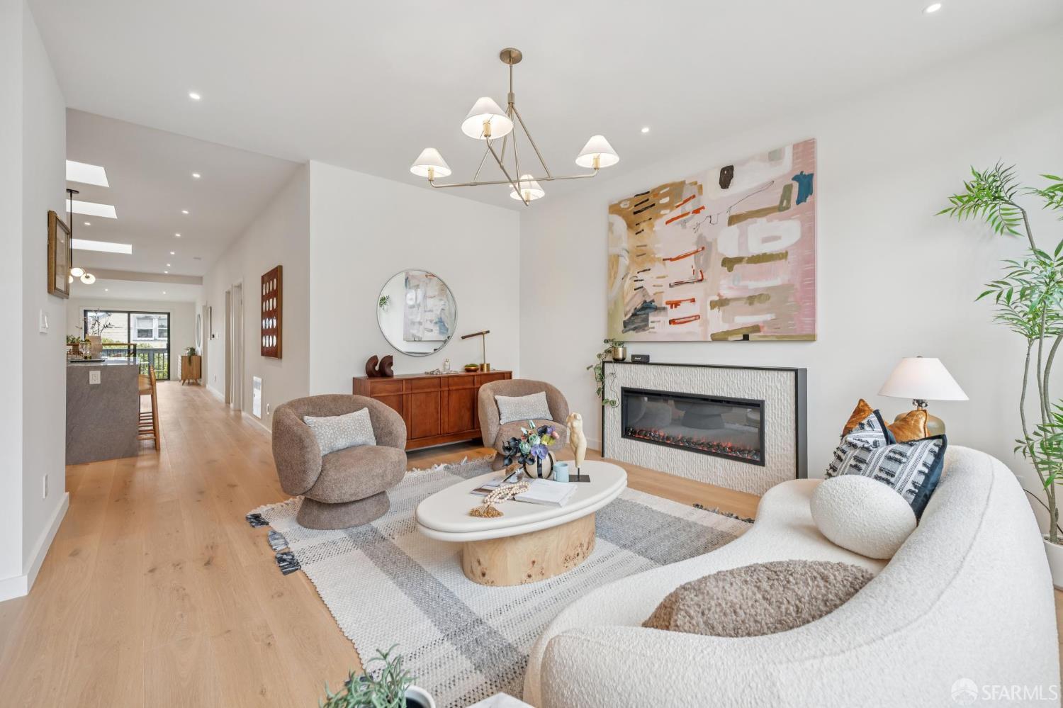 Front Image Thumbnail for SF426099057