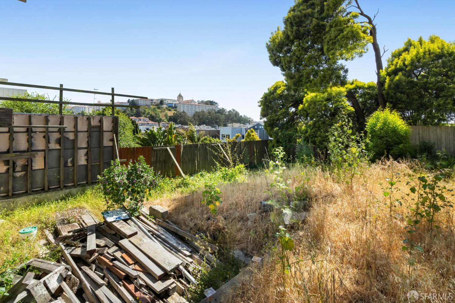 Detail Gallery Image 16 of 37 For 21 Wood St, San Francisco,  CA 94118 - – Beds | – Baths