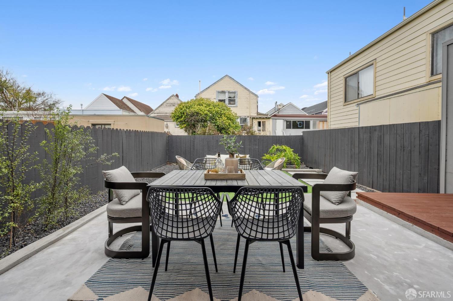 Detail Gallery Image 91 of 99 For 382 Lisbon St, San Francisco,  CA 94112 - 3 Beds | 4/1 Baths