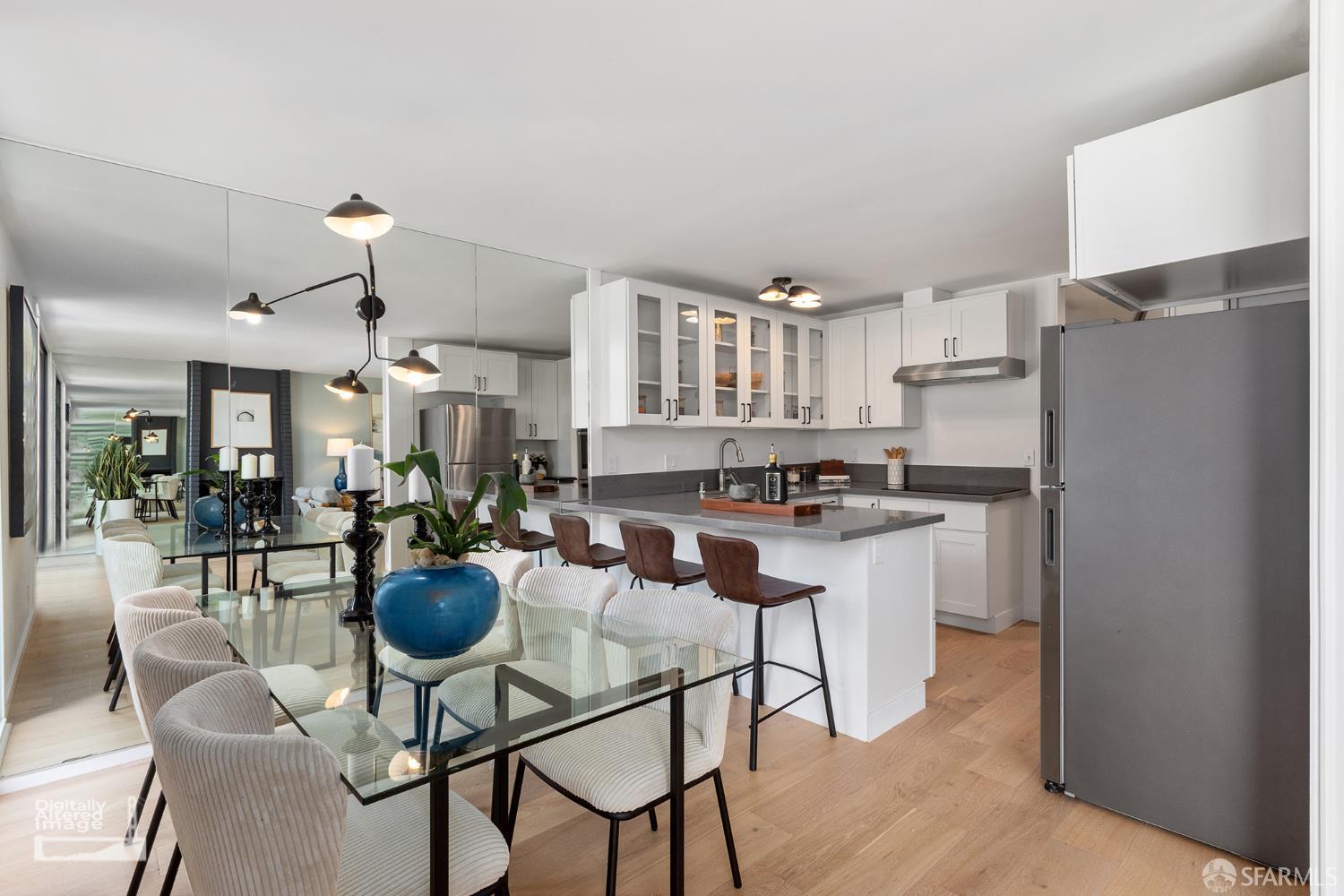 Detail Gallery Image 6 of 46 For 5004 Diamond Heights Blvd, San Francisco,  CA 94131 - 4 Beds | 2/1 Baths