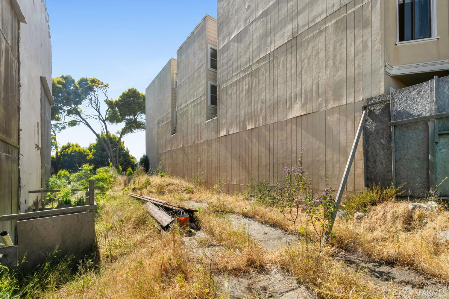 Detail Gallery Image 9 of 37 For 21 Wood St, San Francisco,  CA 94118 - – Beds | – Baths