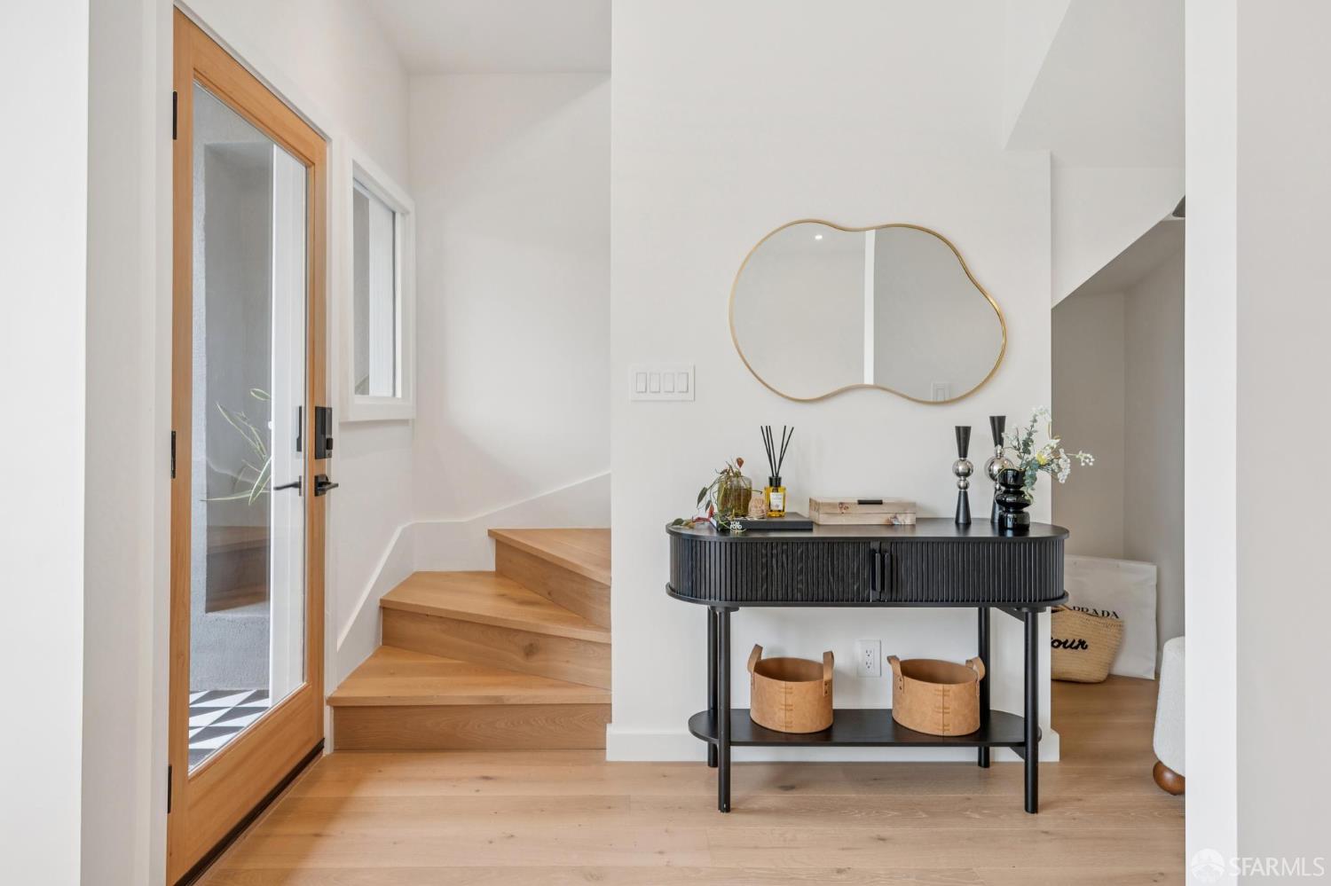 Detail Gallery Image 18 of 99 For 382 Lisbon St, San Francisco,  CA 94112 - 3 Beds | 4/1 Baths