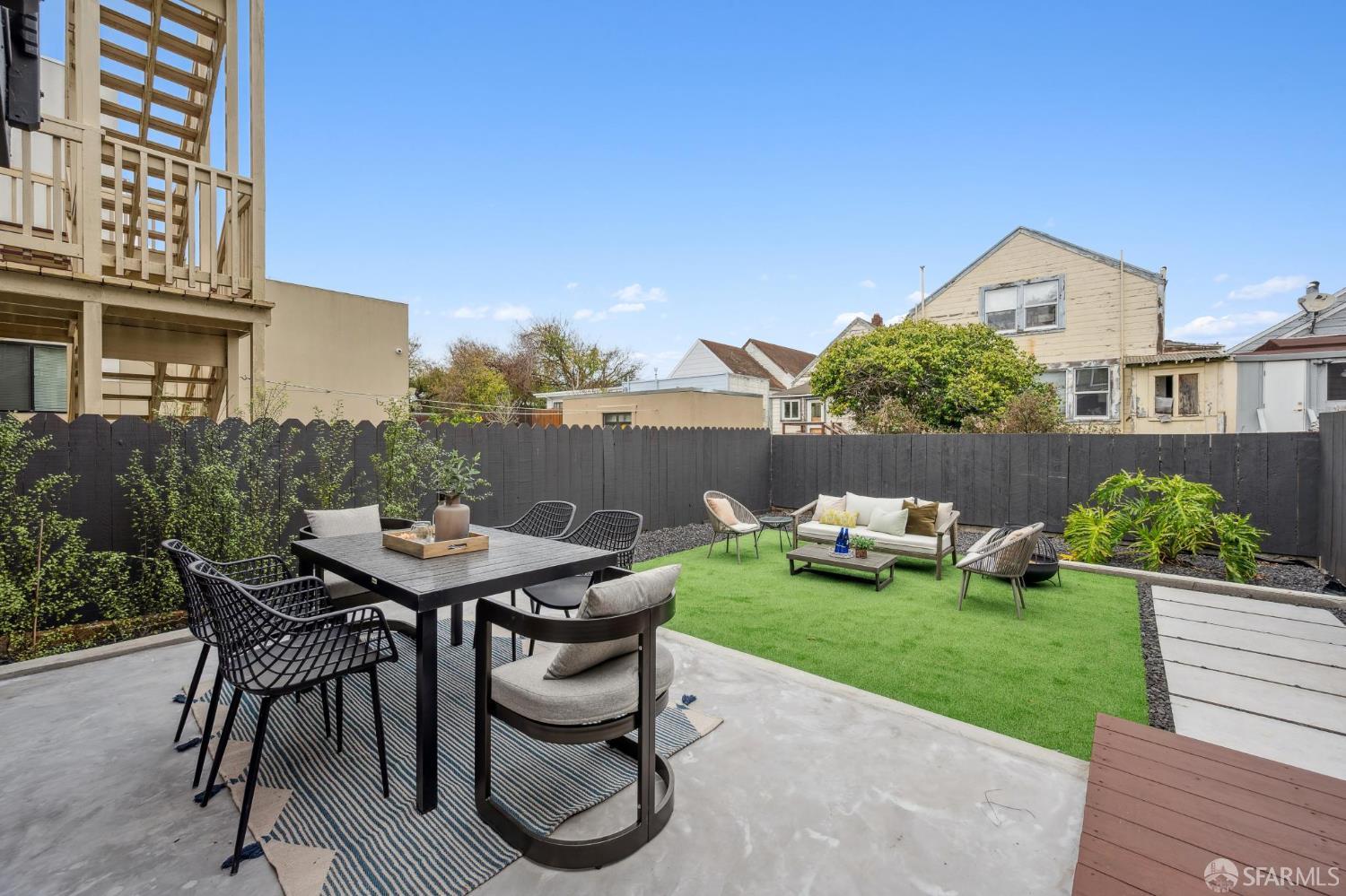 Detail Gallery Image 10 of 99 For 382 Lisbon St, San Francisco,  CA 94112 - 3 Beds | 4/1 Baths