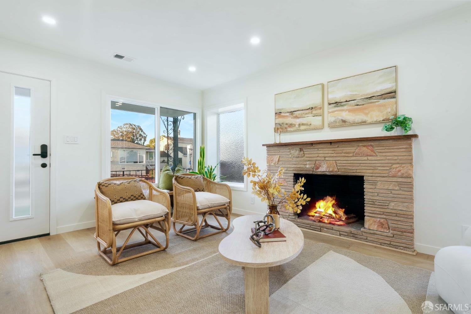 Detail Gallery Image 8 of 46 For 315 Hazelwood Dr, South San Francisco,  CA 94080 - 3 Beds | 2 Baths