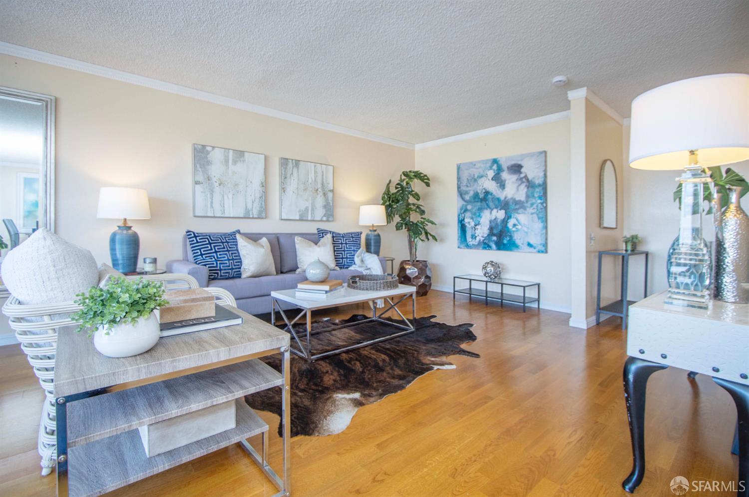 Detail Gallery Image 4 of 25 For 5080 Diamond Heights Blvd a,  San Francisco,  CA 94131 - 2 Beds | 2 Baths