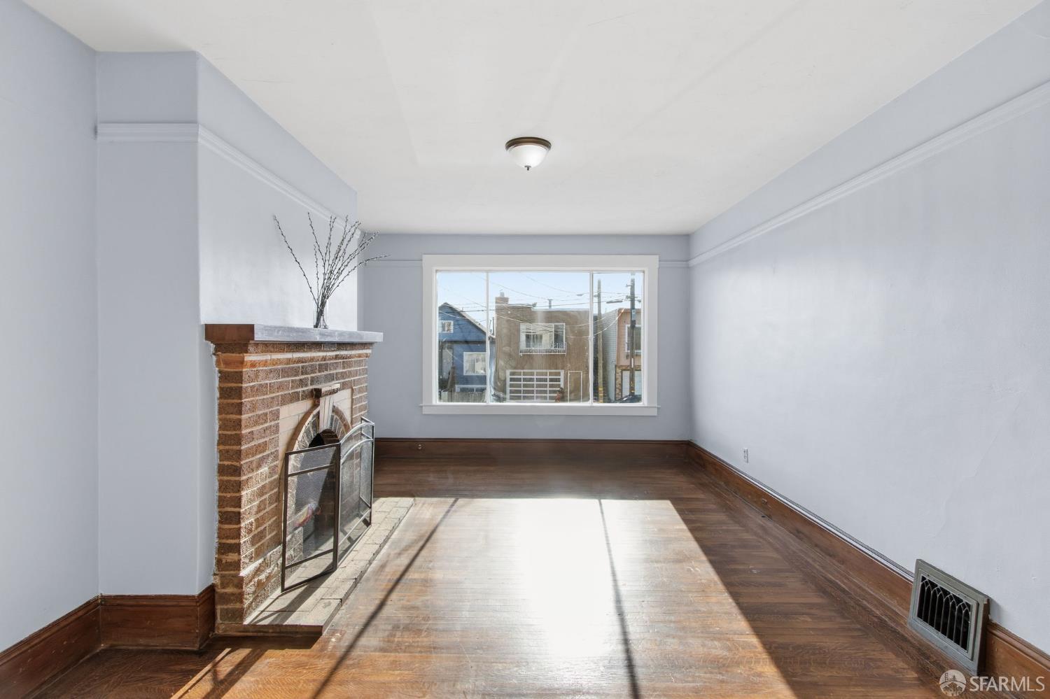 Detail Gallery Image 11 of 40 For 1470 Revere Ave, San Francisco,  CA 94124 - 2 Beds | 1 Baths