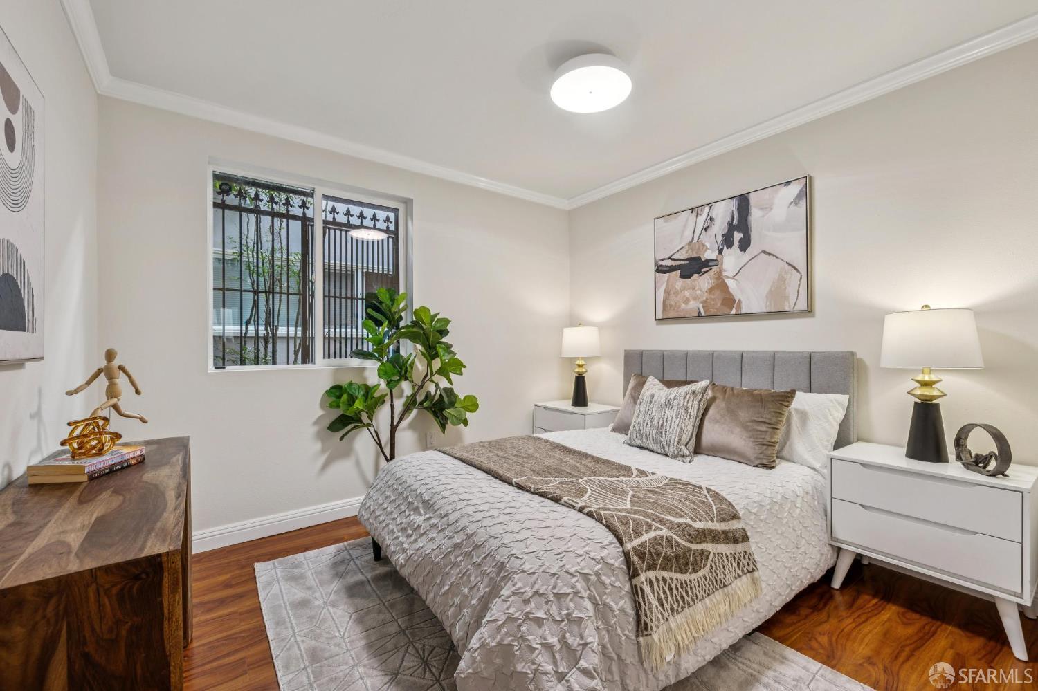 Detail Gallery Image 32 of 47 For 235 Oak Park Dr, San Francisco,  CA 94131 - 6 Beds | 3 Baths