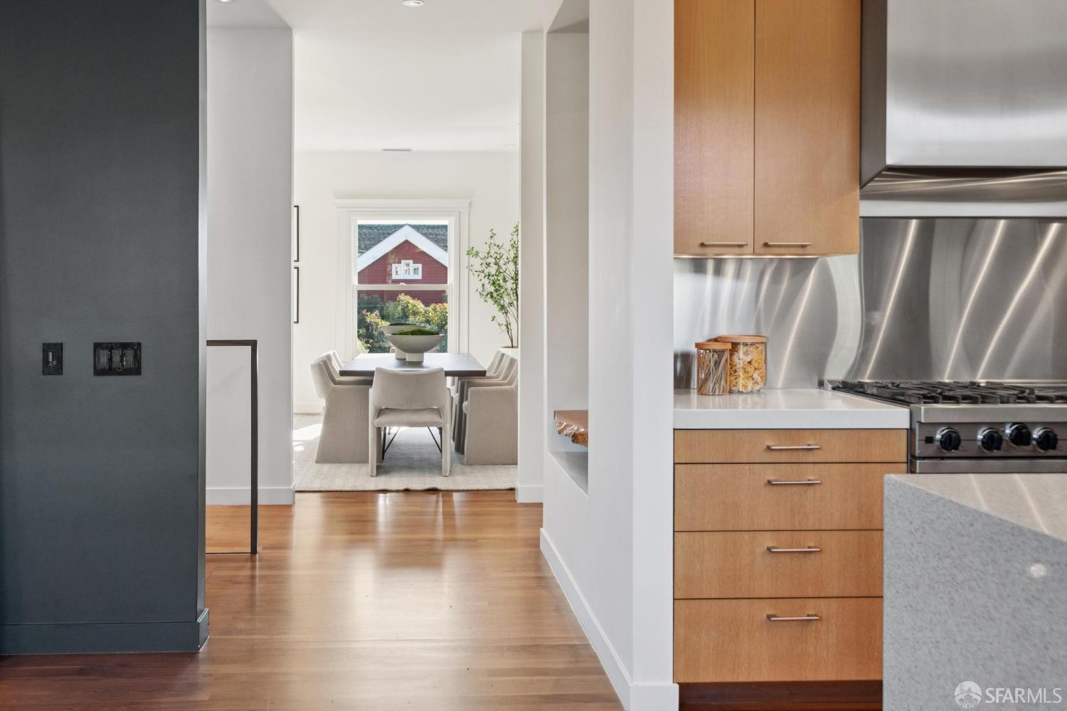 Detail Gallery Image 16 of 79 For 726 Lake St, San Francisco,  CA 94118 - 3 Beds | 3/1 Baths