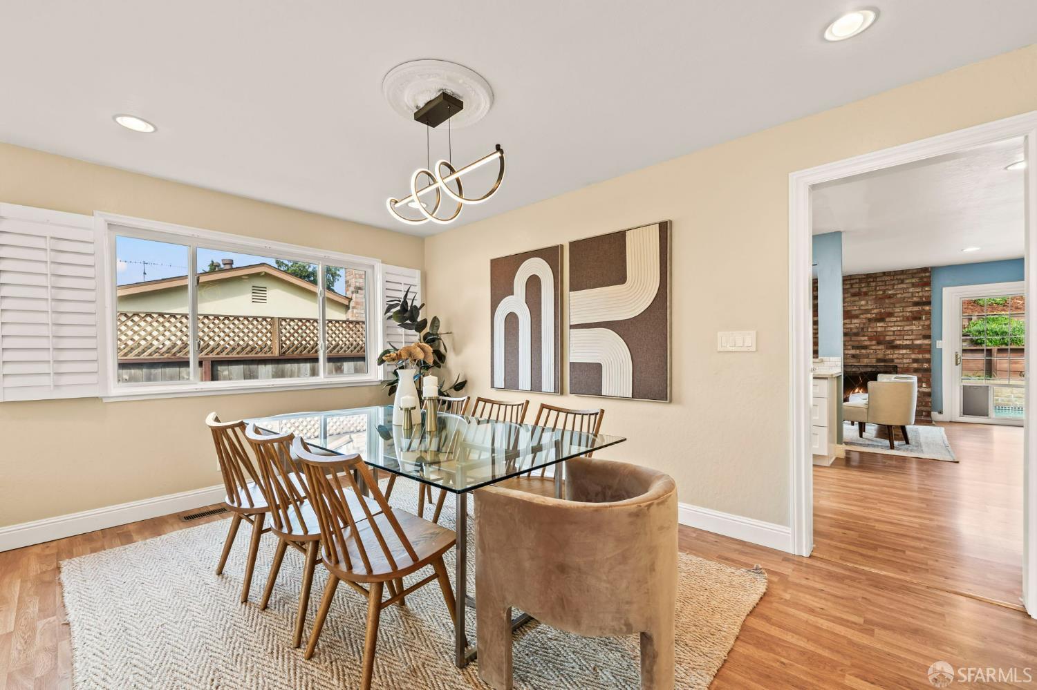 Detail Gallery Image 15 of 59 For 1548 Fieldcrest Dr, Pleasant Hill,  CA 94523 - 4 Beds | 2/1 Baths