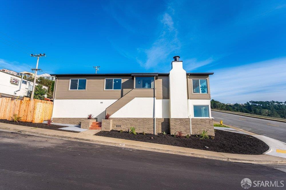 Detail Gallery Image 6 of 83 For 99 Montebello Dr, Daly City,  CA 94015 - 4 Beds | 3 Baths