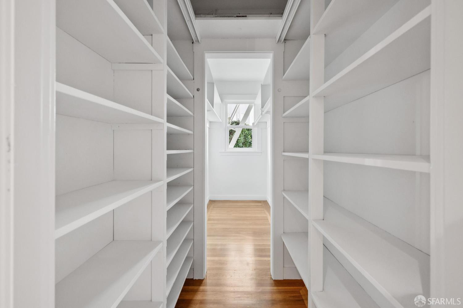 Detail Gallery Image 17 of 27 For 1267 Chestnut St #3,  San Francisco,  CA 94118 - 2 Beds | 1 Baths