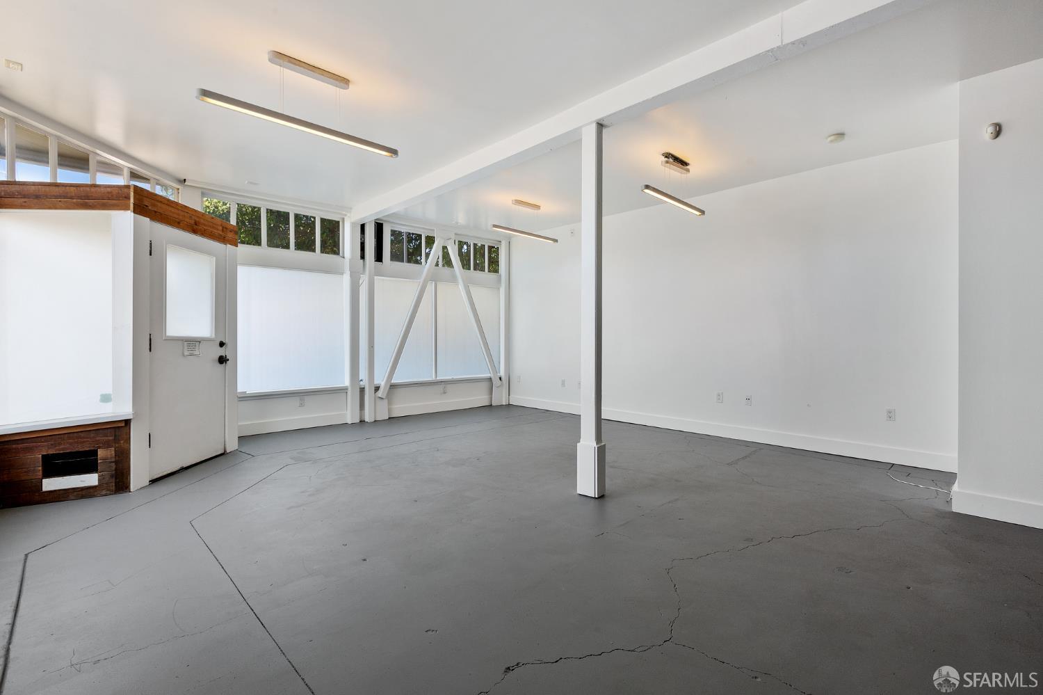 Detail Gallery Image 28 of 43 For 4300 West St, Oakland,  CA 94608 - 0 Beds | 1 Baths