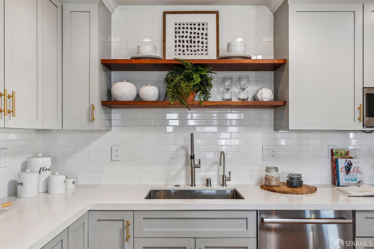 Photo #12: 426099980 Listing: Photo #12