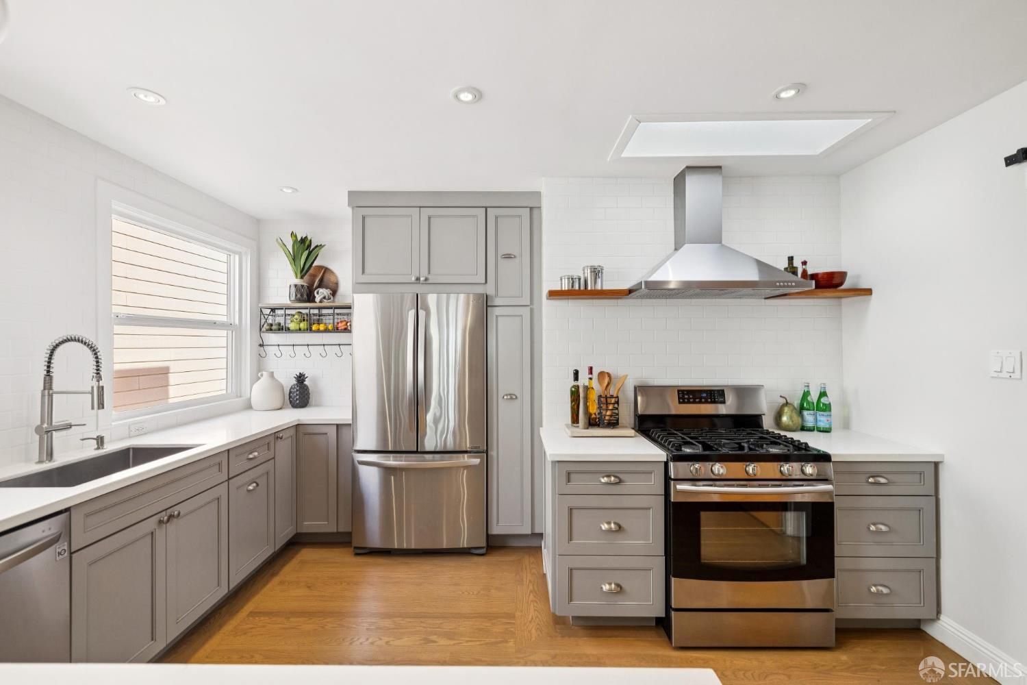 Detail Gallery Image 15 of 51 For 575 Teresita Blvd, San Francisco,  CA 94127 - 3 Beds | 2 Baths