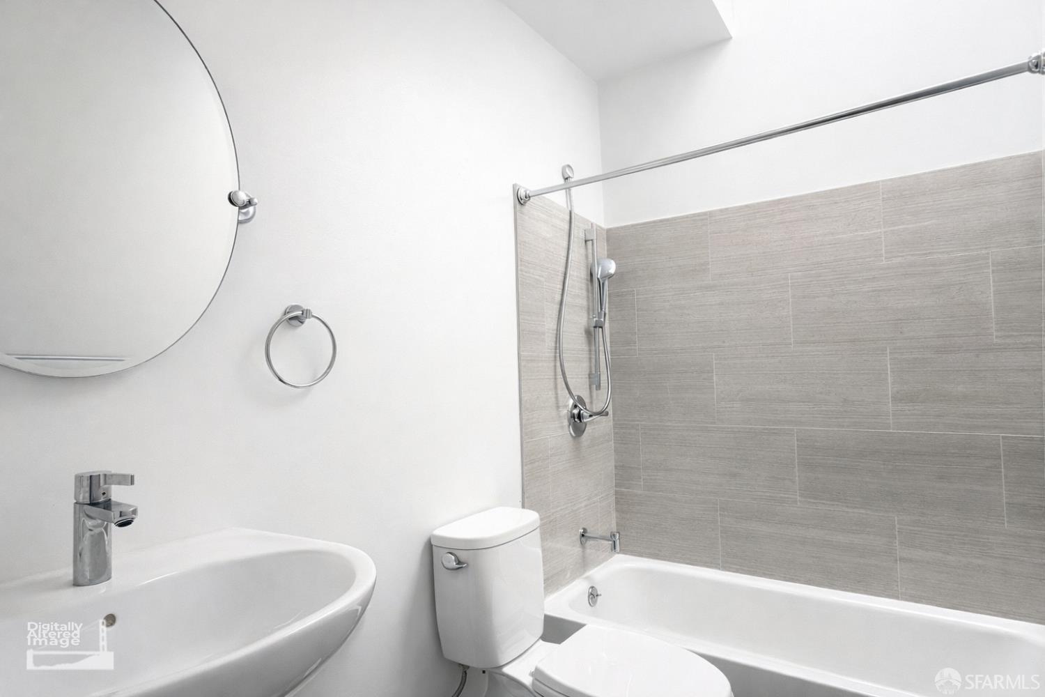 Detail Gallery Image 9 of 10 For 2036 Noriega St, San Francisco,  CA 94122 - 4 Beds | 3 Baths