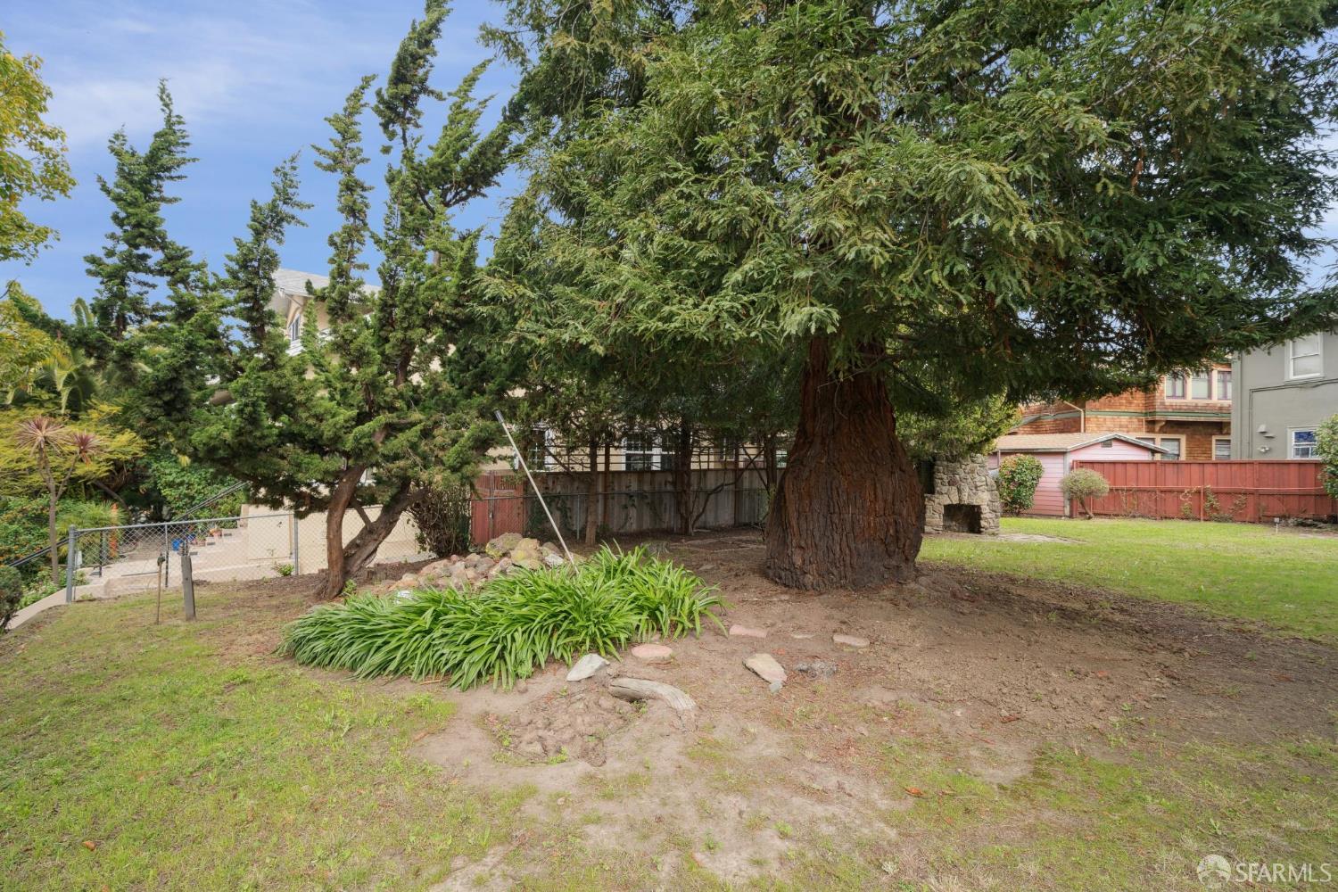 Detail Gallery Image 45 of 47 For 402 Newton Ave, Oakland,  CA 94606 - 5 Beds | 1 Baths